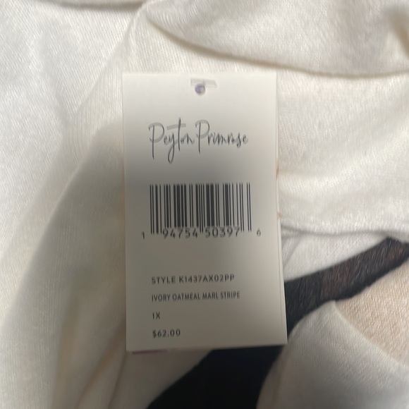 New with tags Peyton promise 3/4 zip sweater 1x - Picture 3 of 3